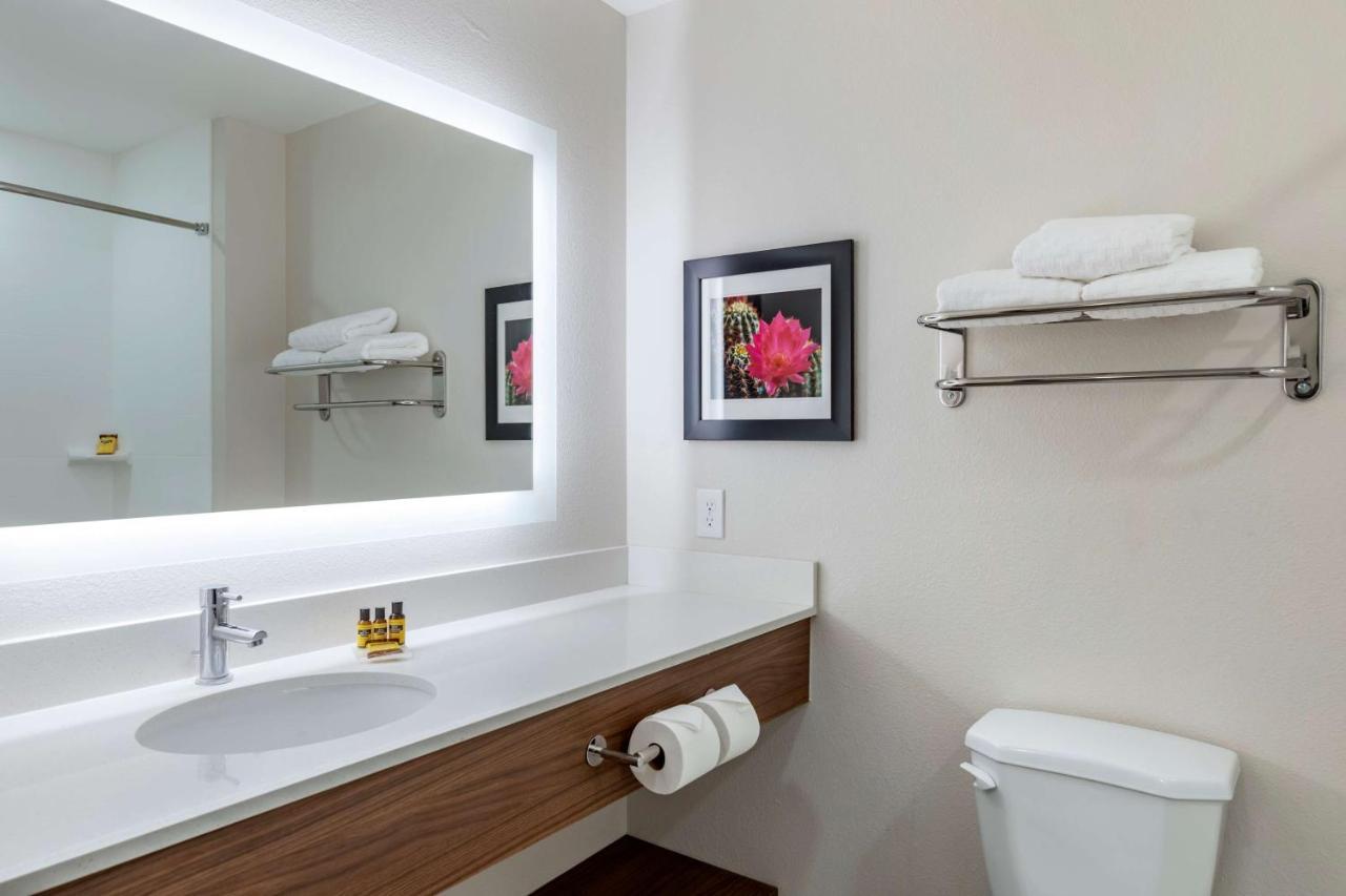 Best Western Plus Coachella Valley Inn & Suites Cathedral City Eksteriør billede