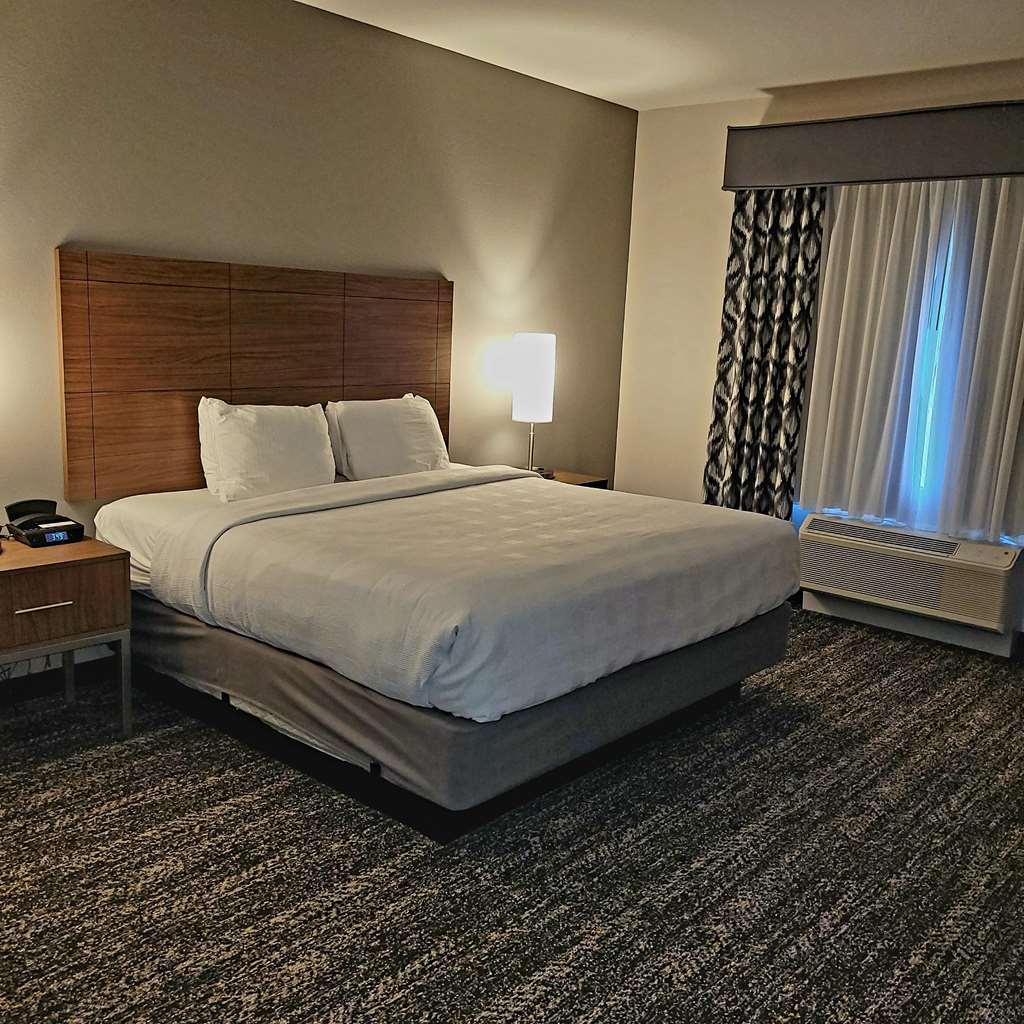 Best Western Plus Coachella Valley Inn & Suites Cathedral City Værelse billede