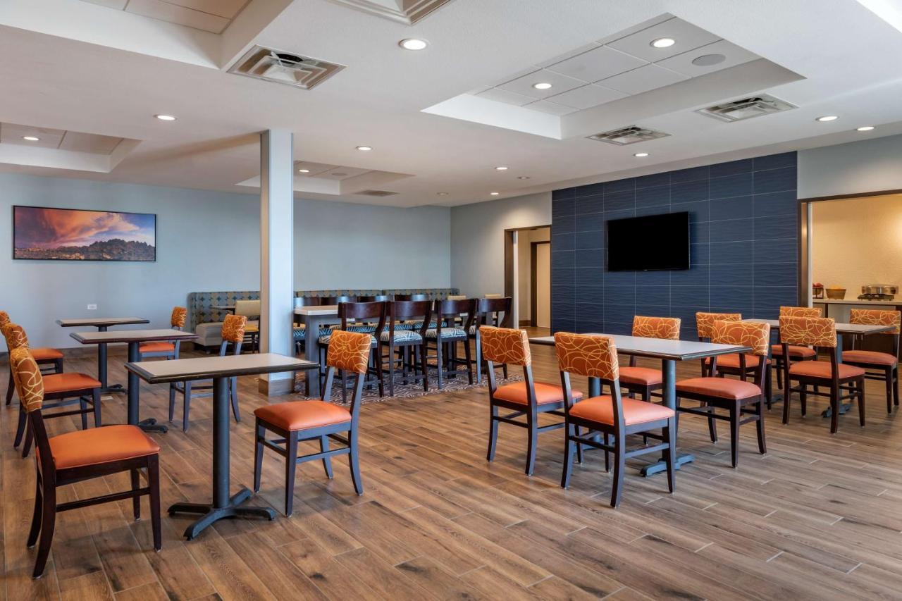 Best Western Plus Coachella Valley Inn & Suites Cathedral City Eksteriør billede