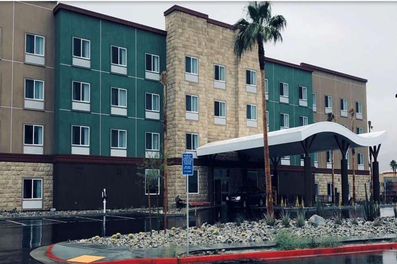 Best Western Plus Coachella Valley Inn & Suites Cathedral City Eksteriør billede